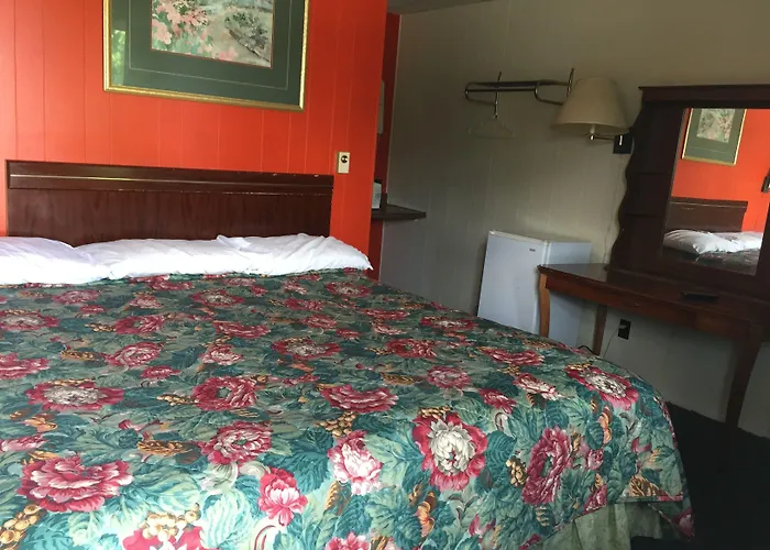 Near St Louis- Mississippi River Il Motel
