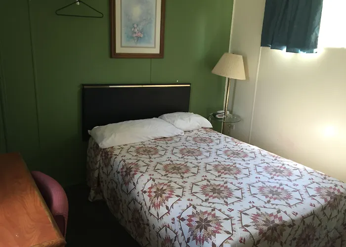 Near St Louis- Mississippi River Il Motel 2*